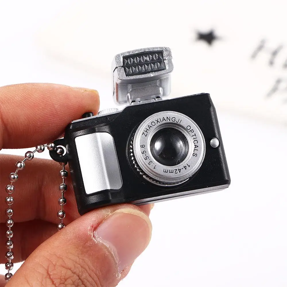 Couple Models Unisex Luminous Men Flash Camera Fashion Jewelry Music Pendant Necklace Sweater Chain