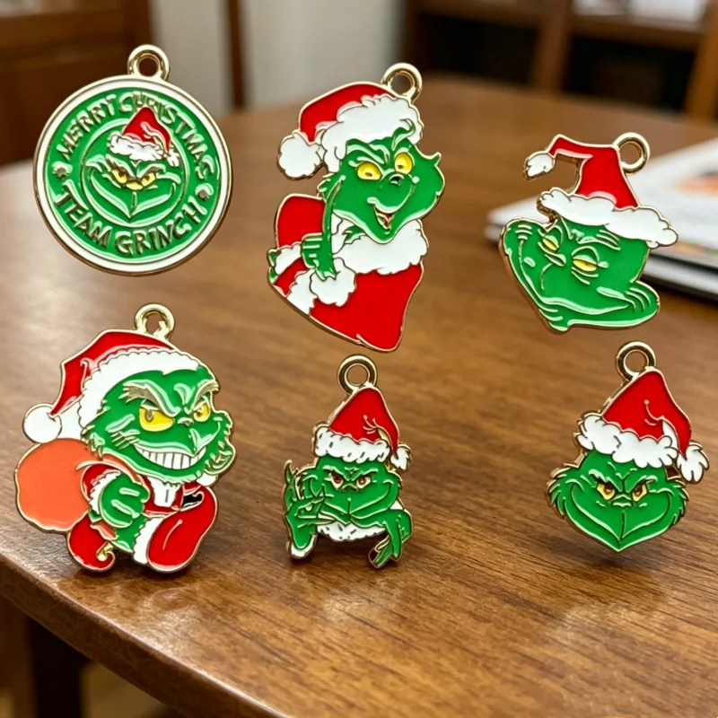 Image of 10 Stück Weihnachtliche Niedliche Cartoon-Taschen-Handykette Anhänger Armband Halskette DIY Handgemachtes Zubehör