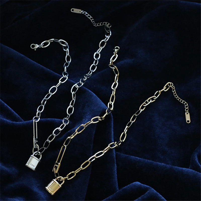 Clavicle Chain with Lock Necklace for Women Padlock Pendant  High Quality Titanium Steel Plated 18K Gold Choker Fashion Jewelry