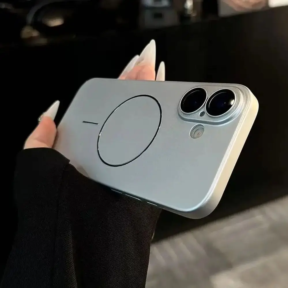 Cat Metalik Tipis Magnetik untuk Casing Magsafe untuk iPhone 16 15 14 13 Pro Max Perlindungan Lensa Penutup PC Tahan Benturan Pengisi Daya Nirkabel