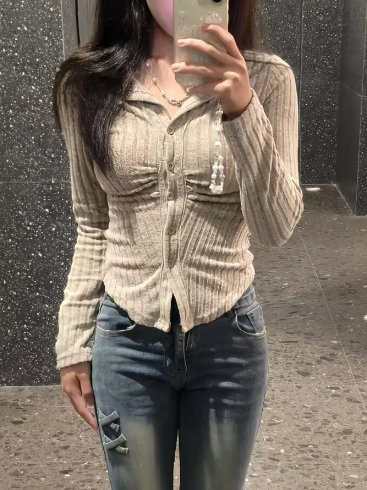 سترة نسائية بياقة مقلوبة بسيطة ريترو مريحة بأكمام طويلة حياكة هاراجوكو Ins ملابس كورية محاصيل أنيقة للخريف الأنثوي #1