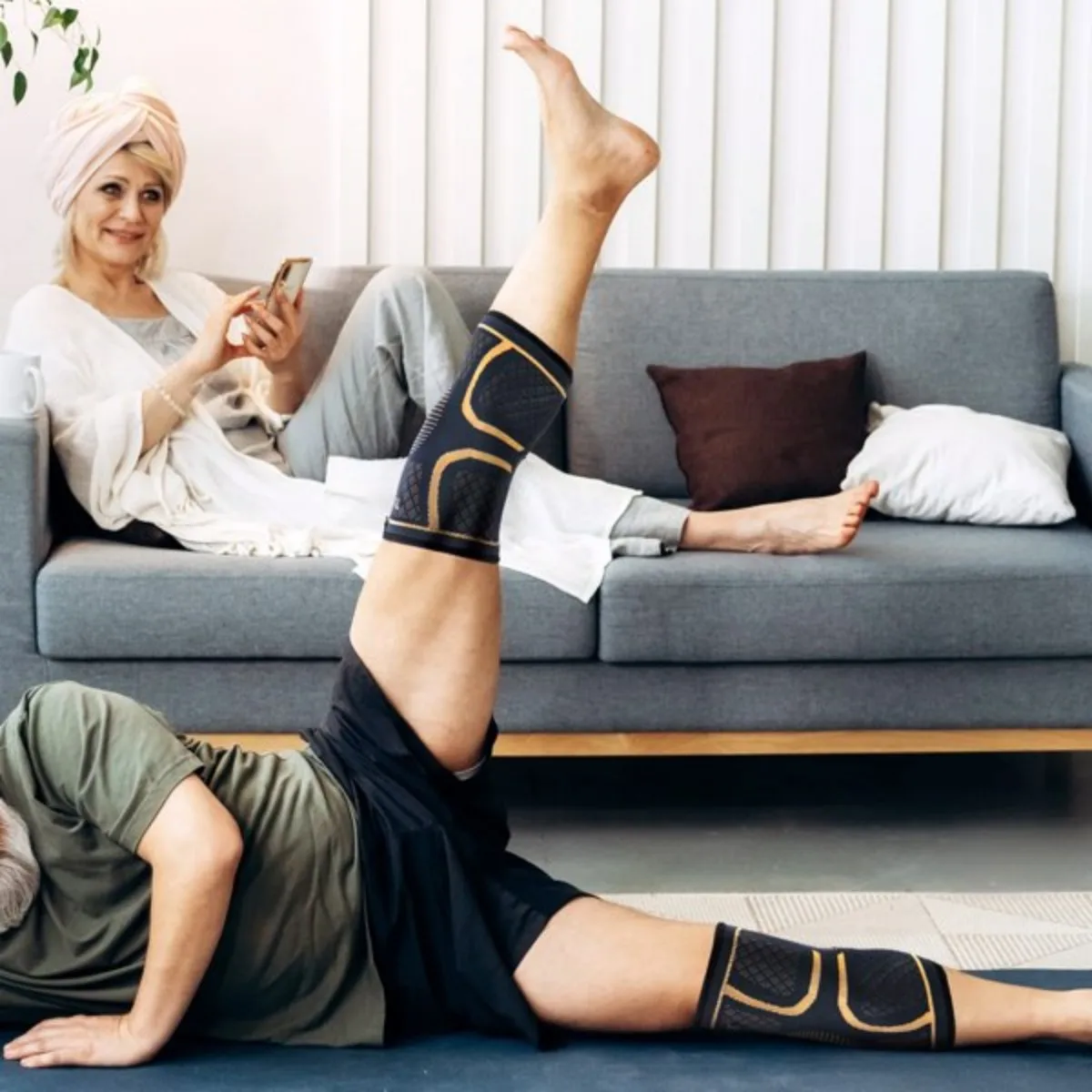 زوج واحد من دعامات الركبة لآلام الركبة، كم ضغط الركبة للرجال والنساء، دعم الركبة لتمزق الغضروف المفصلي، الجري، التهاب المفاصل