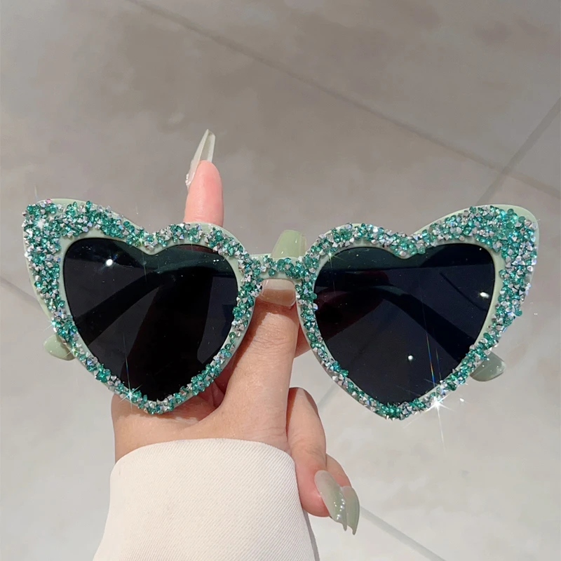 KAMMPT Vintage Heart Shaped Sunglasses with Rhinestones Women 2024 New Original Sweet Sun Glasses Trendy Brand Decorative Shades