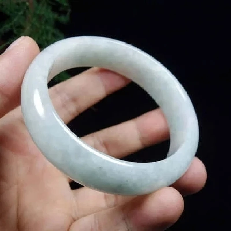 

Natural Myanmar Jadeite Light Color Jade Bracelet Elegant Princess Jewelry