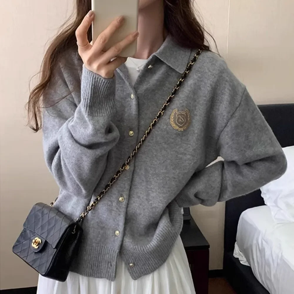 American Vintage Cardigan Sweater for Women Varsity Brand Badge Embroidery POLO Shirt Loose Winter Coat Autumn Winter Streetwear