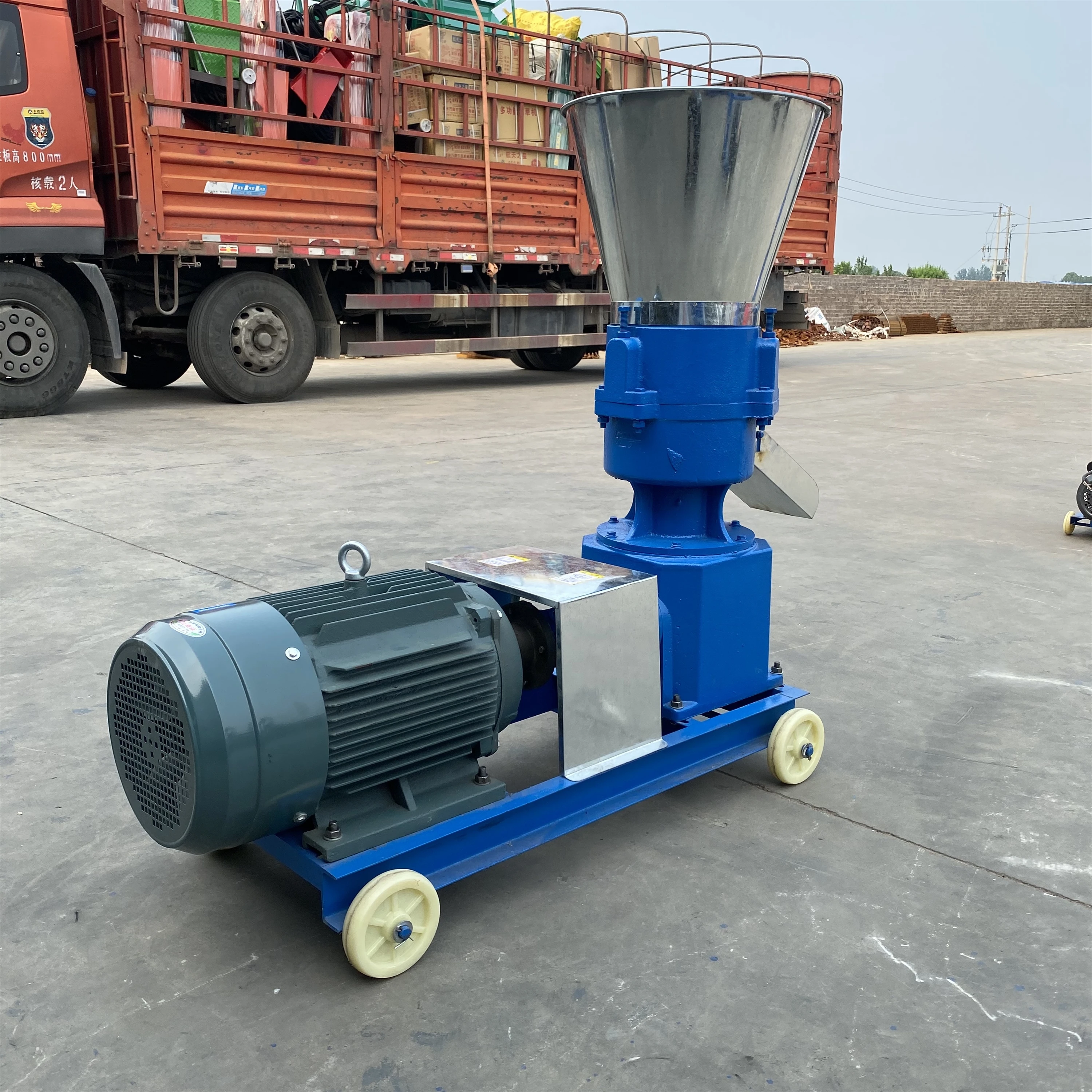 Reliable Feed Pellet Processing Machine Heavy Duty Pellet Mill Suitable For Poultry Pig Cattle Sheep Chicken Daily Feed Making