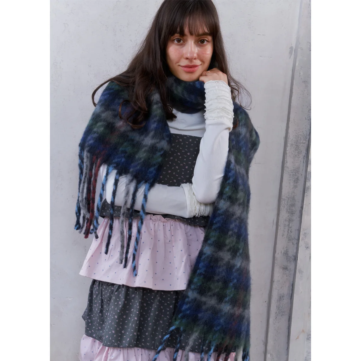 

Новинка 2025 года, женский шарф с имитацией кашемира Thousand Grid, незаменимый для зимы, теплое, мягкое, толстое, в рубчик, с шалью, внешнее пальто