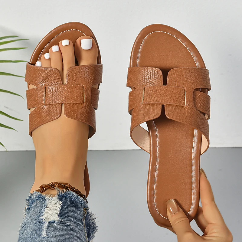 

Summer Slippers Women Flat Luxury Outdoor Beach Flip Flops Female Sandals Trend Brand Design Slides Shoes Woman 2025 Big Size 43