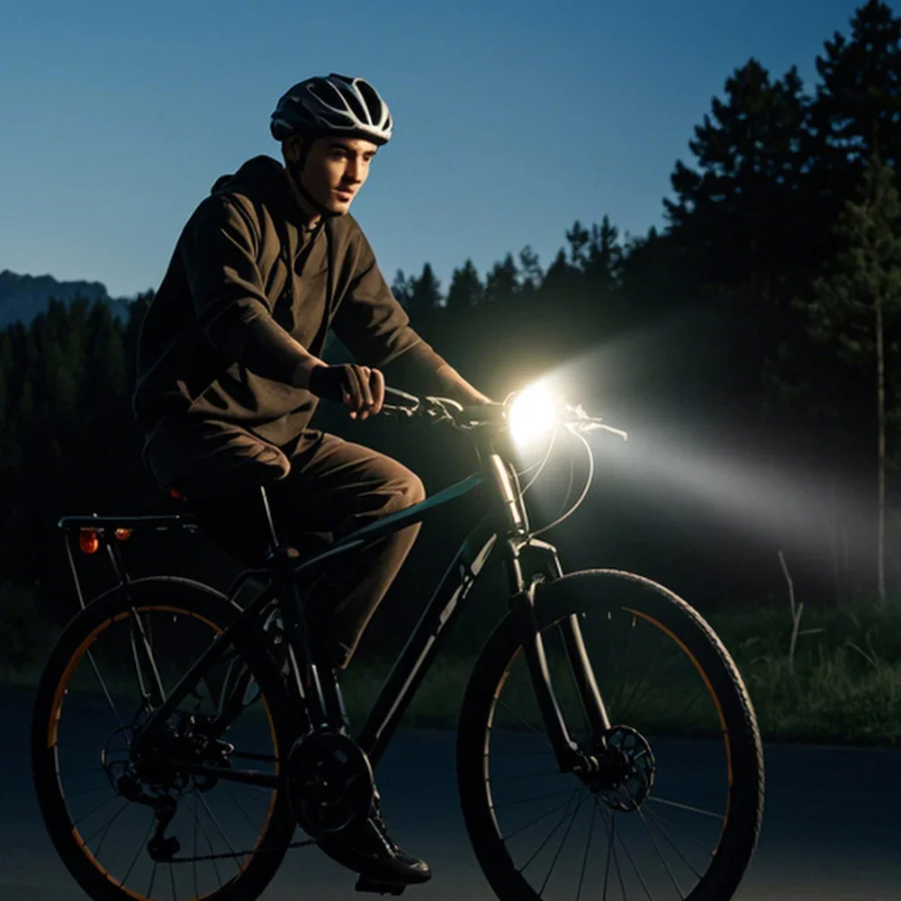 مصباح أمامي للدراجة بالطاقة الشمسية USB قابل لإعادة الشحن لركوب الدراجات، مصباح أمامي آمن 4000 مللي أمبير في الساعة، مصباح يدوي للدراجة عالي السطوع لركوب الليل