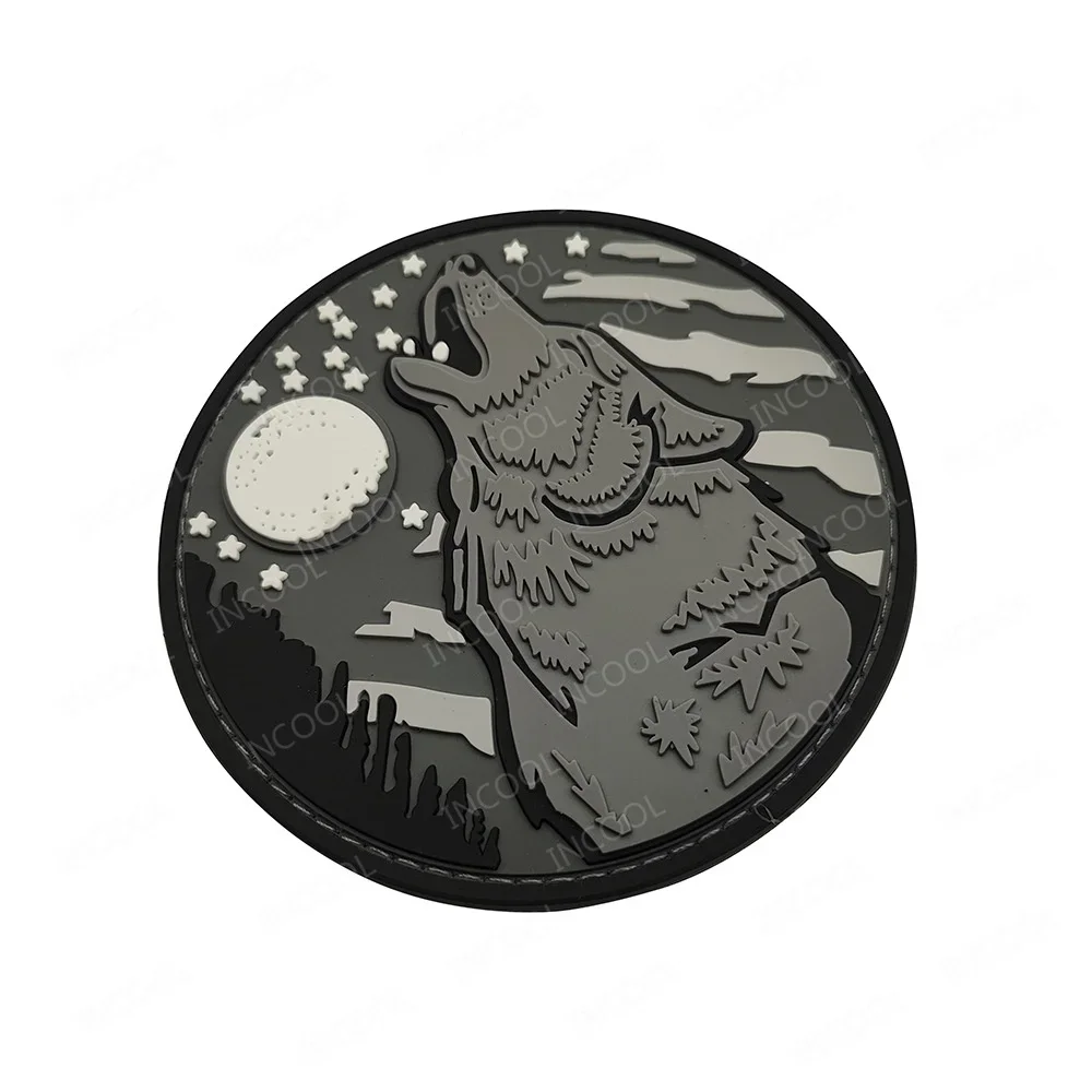 Viking Wolf Valhalla Norse Rune Round Patch Northern Europe Compass 3D PVC Rubber Glow In Dark Patches Badge Appliques Hook Back