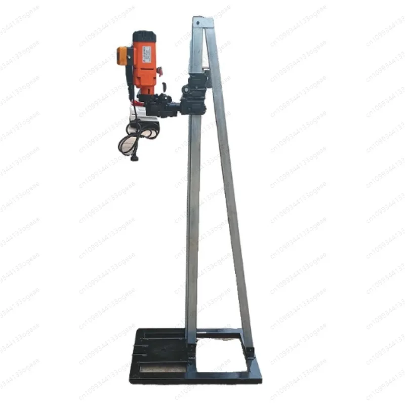 

Небольшая портативная бытовая буровая установка для водяных скважин, электрический инструмент для бурения скважин, вертикальная буровая установка для водяных скважин
