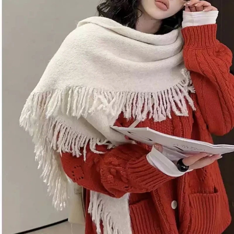 Fashion Classic New Triangle Scarf Women Warm Tassel Versatile Muffler Women Knitted Imitation Cashmere Chic Soft Shawl Ladies