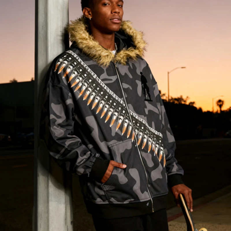 

Grey camouflage zipper hooded sweatshirt with fur lining, hood and bullet print unisex streetwear, autumn and winter sports shir