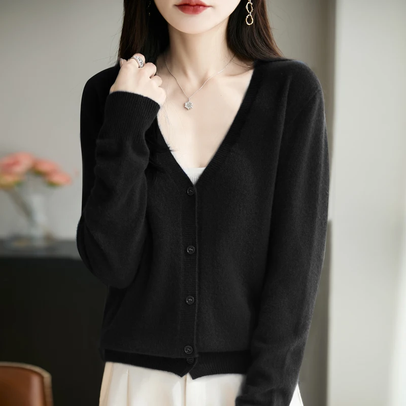 

Классический бесшовный австралийский шерстяной кардиган 2025 года, женский вязаный свитер с v-образным вырезом, однобортный стиль, базовые свободные топы высокого качества