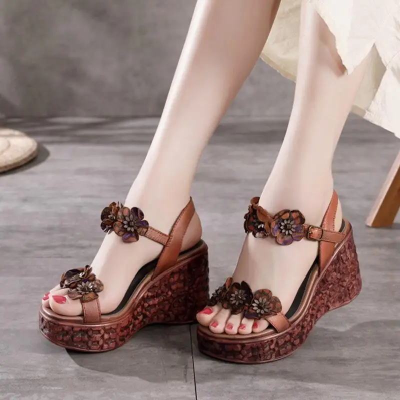 Luxury ethnic style thick soled high-heeled sandals 2024 women\'s summer new fashion slope heel high heeled casual sandals