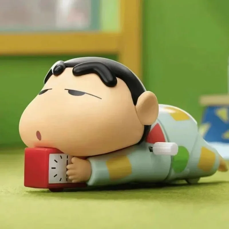 Crayon Shin Chan Manual Clockwork Toy Anime Character Styling Crawling Flat Push Children's Clockwork Drive Toy Birthday Gift