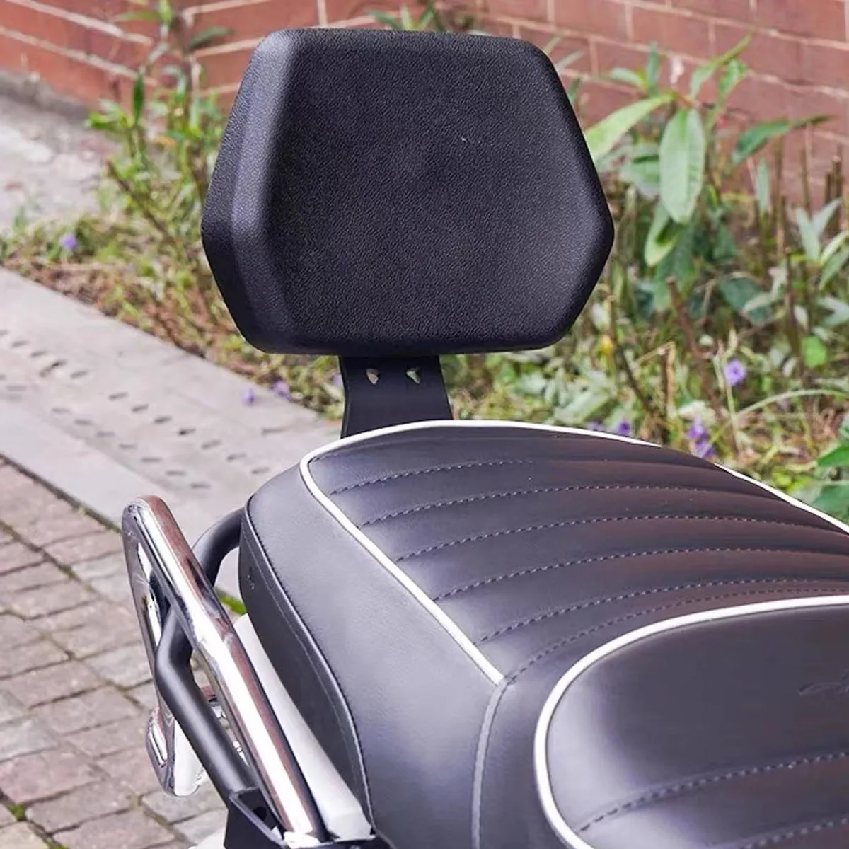 Fit For CFMOTO 150AURA backrest lumbar detachment rear seat lumbar cushion/engine bumper anti fall protection bracket device