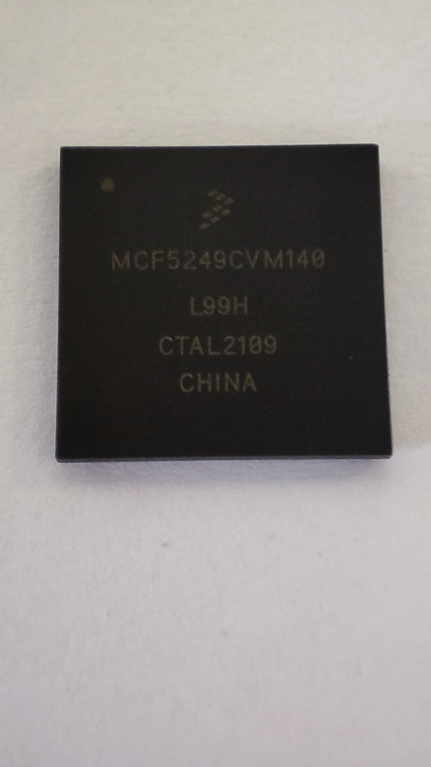 

1~10pcs/lot MCF5249CVM140 MCF5207CVM166 BGA 100% Brand New Original