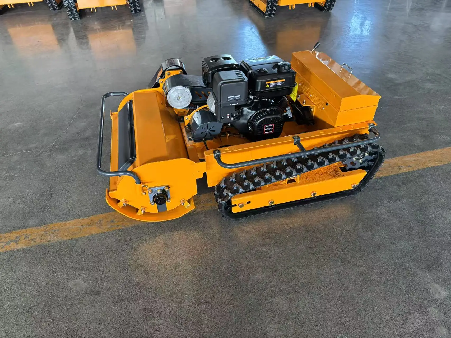 맞춤형 원격 제어 잔디 깎는 기계, 지능형 로봇 잔디 깎는 기계, 경사진 가장자리 디자인의 잔디 깎는 기계