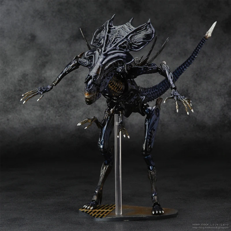 Alien vs. Predator Queen Action Figure Xenomorph Collection Ornaments Movable Model Toys