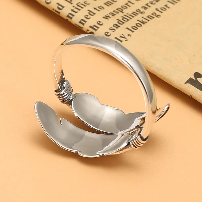 Anillo abierto de plumas personalizado retro de plata de ley s925, moda exótica india, estilo europeo y americano