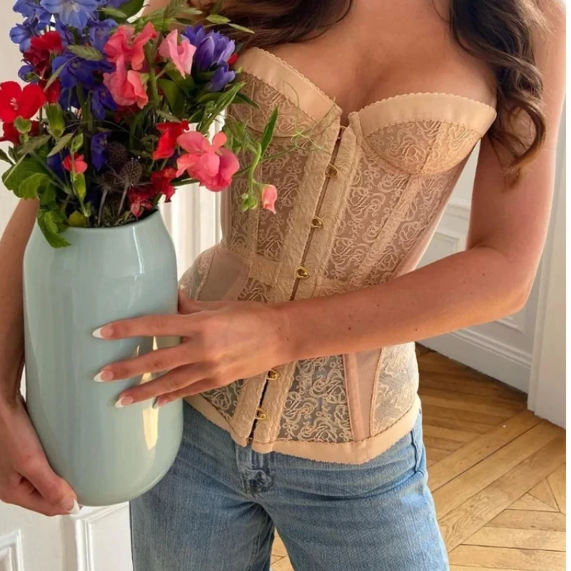 

Spicy Girl Sexy Tight Corset Lace Hollow Sleeveless Strapless Top Summer Fashion Women Street Trendy Vest