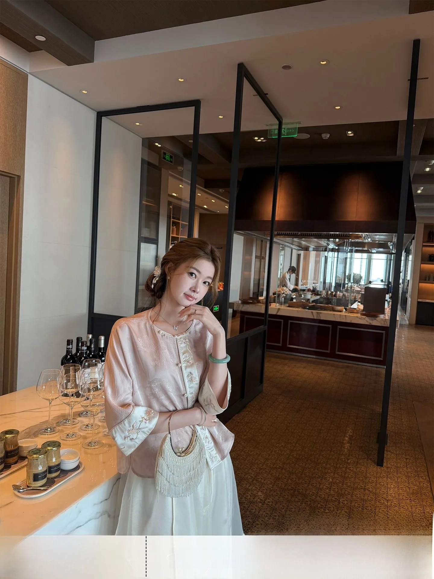 

Новая женская шелковая блузка в китайском стиле с длинным рукавом, вышитая, Iris Lumina Jin Shang Chun, летняя модная женская рубашка