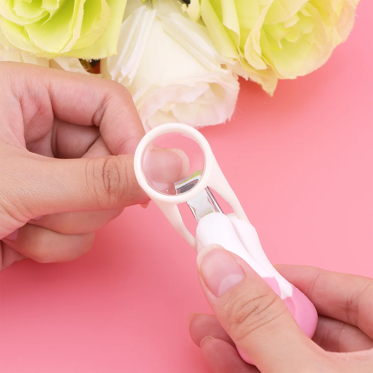 

Baby Nail Grooming Set Pink Portable Ergonomic Clippers Kit for Newborn Infant Toddler Manicure Nail Care Set Care Grooming Kit