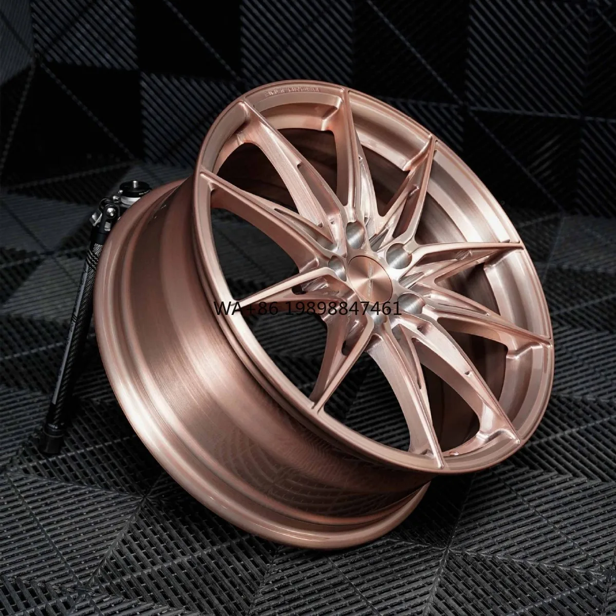 

One Piece Forged Alloy Wheels 18-22 Inch Full Brushed Rose Gold Multi Spoke Rims Fit for Modification