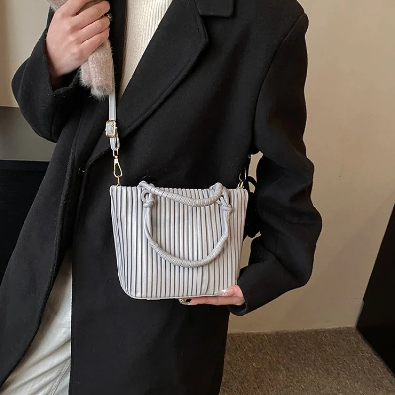 

Elegant Women's Handbag Made Of Premium Leather Boasting Paris Style And High-End Durable ​