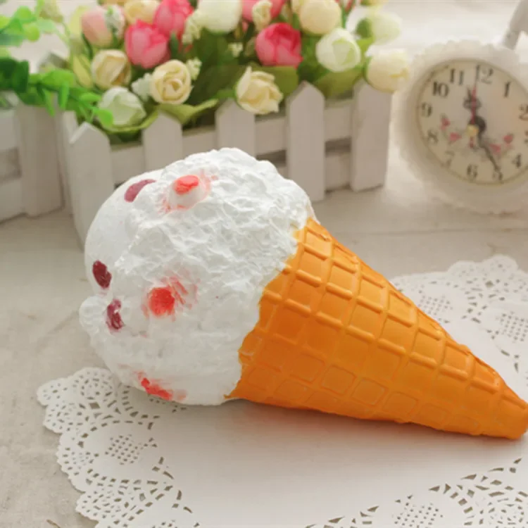 Cono de helado Jumbo de 19cm para niños, colección de juguetes blandos divertidos de elevación lenta, decoración de regalo, novedad