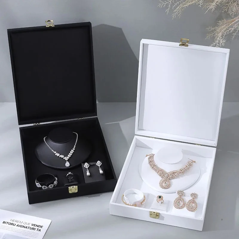 Leather Box Luxury Organizer Storage Woman Jewelry Display Boxes Buckle Design Jewelers Packaging Case