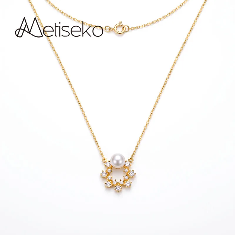 

Metiseko 925 Sterling Silver Snowflake Choker Necklace Clear Cubic Zirconia & Pearl Pendant Choker for Women Party Engagement