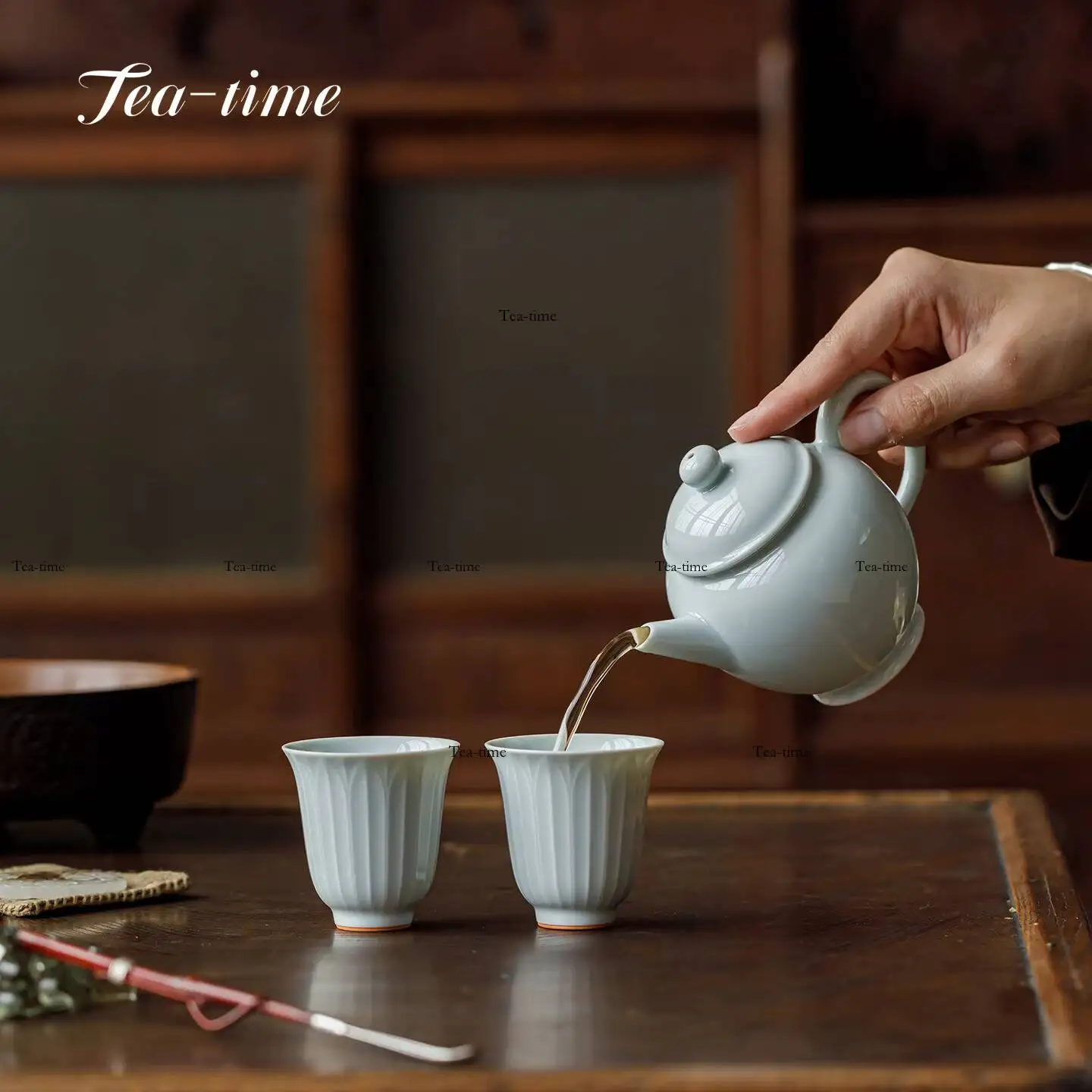 Antique Tea Teapot Cups Set Ceramic Home Kung Fu Tea Set Gift Chinese Cup Accessories Gongfu Gaiwan Porcelain Teacup Luxury Tool view 4