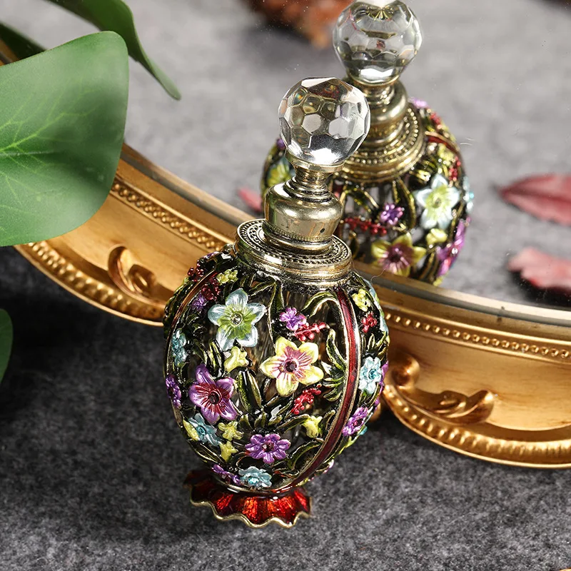 1pcs New Creative 10ML Round Ball Metal Bottle Middle East Dubai Fragrance Arabian Zinc Alloy Perfume Bottle