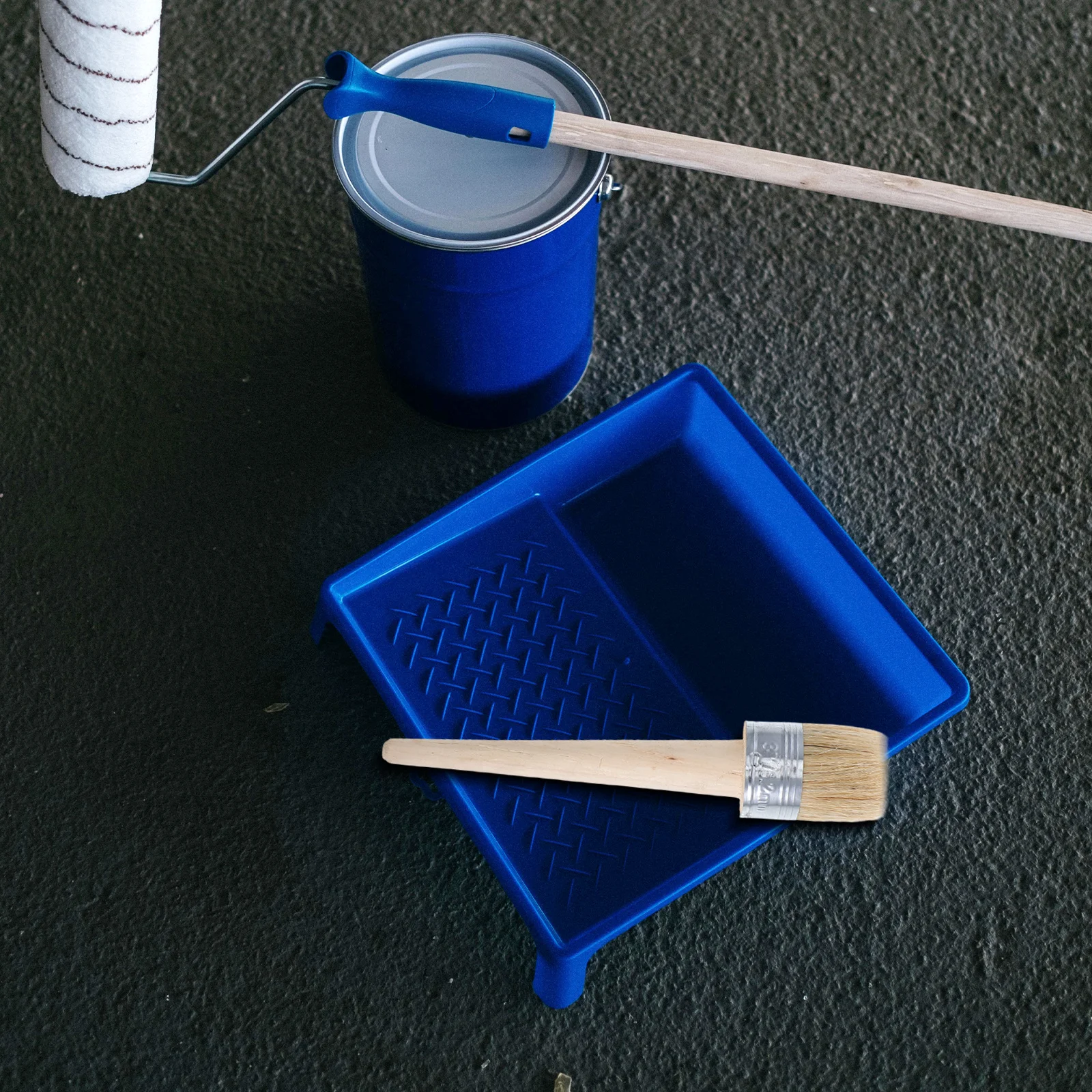 

Paint Wax Brush Round Head Natural Bristles Large Diameter Ergonomic Handle for Furniture Walls Stencils Home Decor