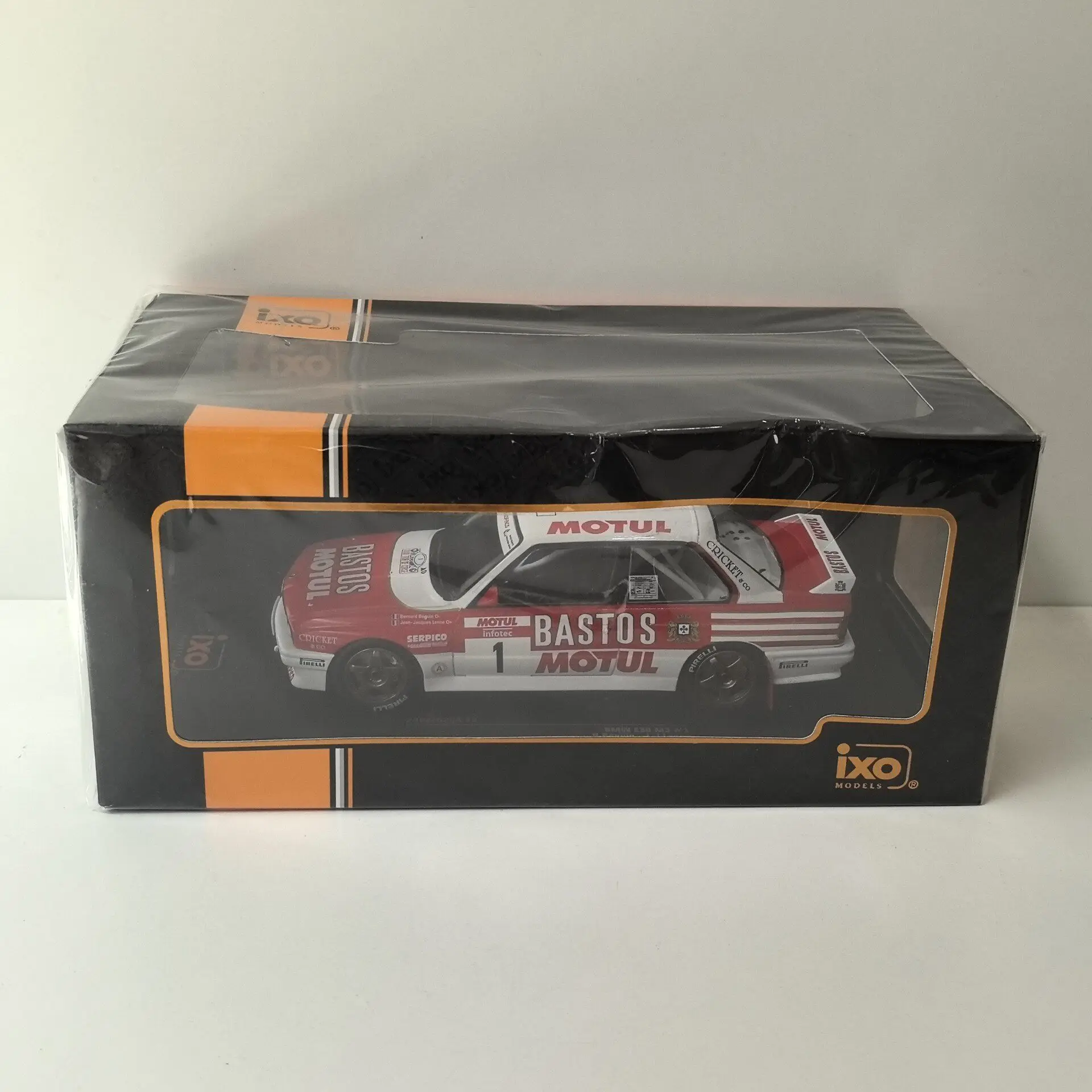 

Diecast IXO 1/24 Scale BMW E30 M3 # 1 1988 Racing D4 Alloy Car Model