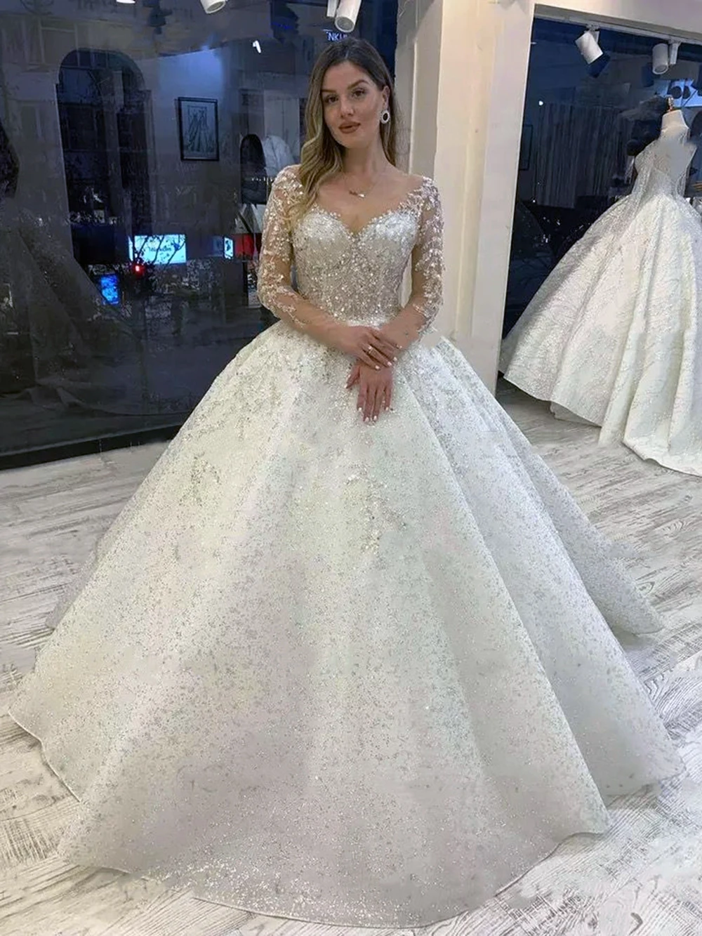 

Sparkly Crystal Applique Wedding Dresses Long Sleeves Vestido De Noiva Back Lace Up Bridal Dresses For Women marriage dress