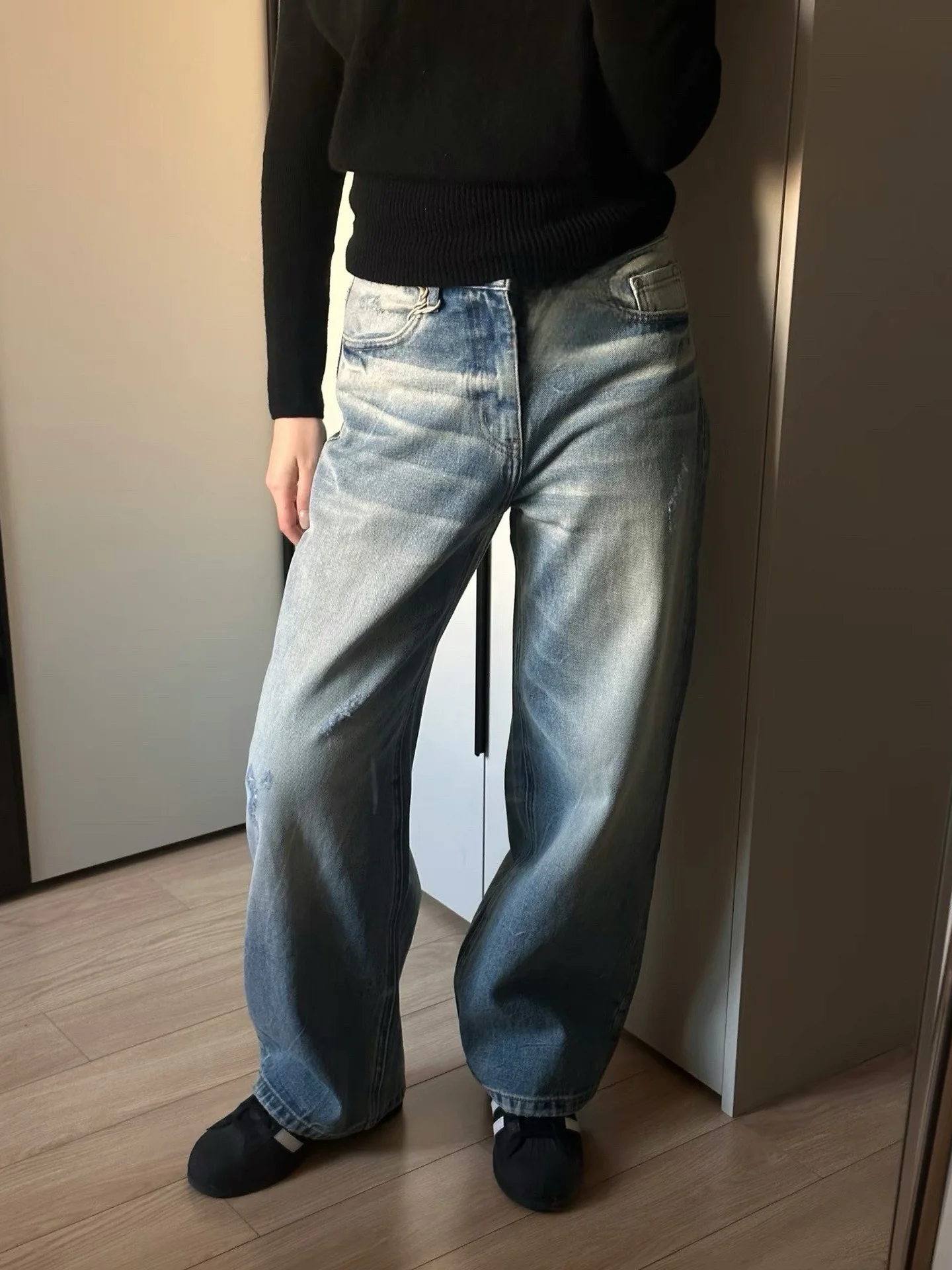 

Casual Handmade Washed Loose Fit Jeans Ladies All-Match Torn Denim Pants Cotton Zipper Natural Waist Four Seasons Universal