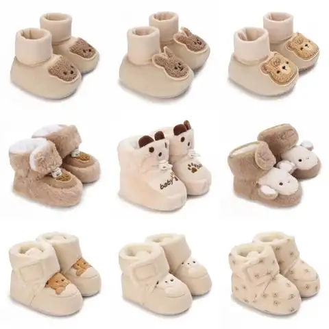 Scarpe in cotone per bambini con orso colorato albicocca interamente in cotone cartone animato con isolamento in peluche e suole morbide per scarpe da passeggio per bambini