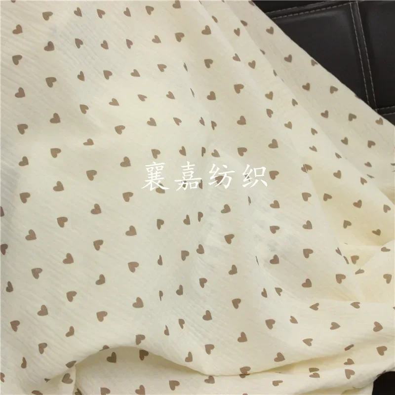 

1M/2M/3M100% Cotton Double Layer Gauze Crepe Classic Small Heart Home Wear Pajama Fabric Material for Clothes