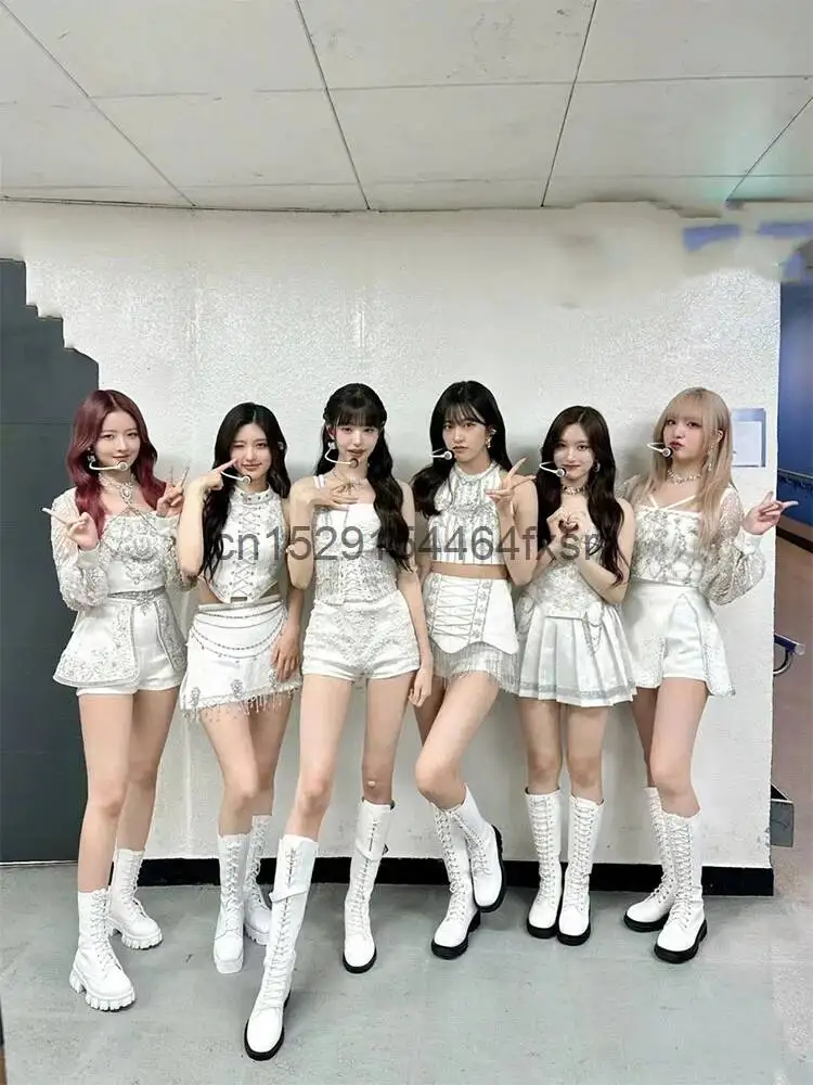 

Girl Group Same Performance Korean Outfit, Zhang Yuanying 2024 New Jazz Dance Performance Outfit, Group Dance Trend