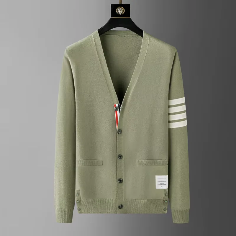 High end brand knitted cardigan men\'s spring and autumn new classic stripe trend Korean casual side slit V-neck sweater coat