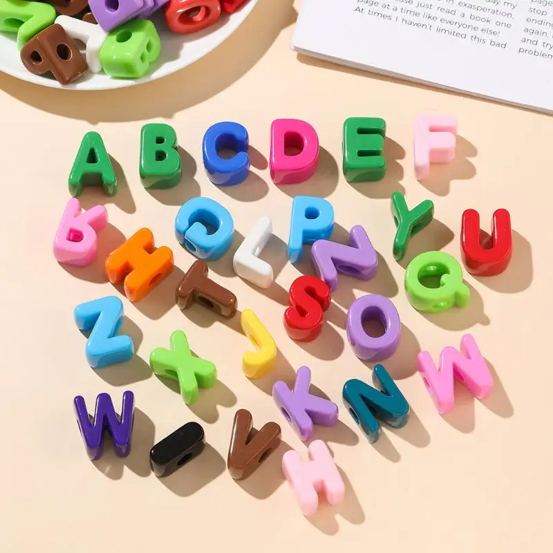 10 Stück mehrfarbige Acrylbuchstabenperlen mit Loch für DIY-Schmuckherstellung und Armbänder – Detail 9