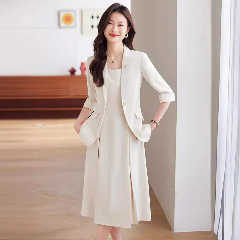 Creamy-white Mid-Sleeve Suit Suit Women2024Summer New High-Grade Sense Waist Trimming Fashion Commuting Professional Tailored Su