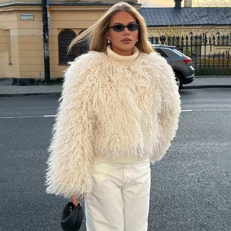 TARUXY Fashion Luxury Cropped Faux Fur Coat Women's Winter 2025 Ins Hot Fluffy Short Faux Fur Jacket Street Style Warm Outwear