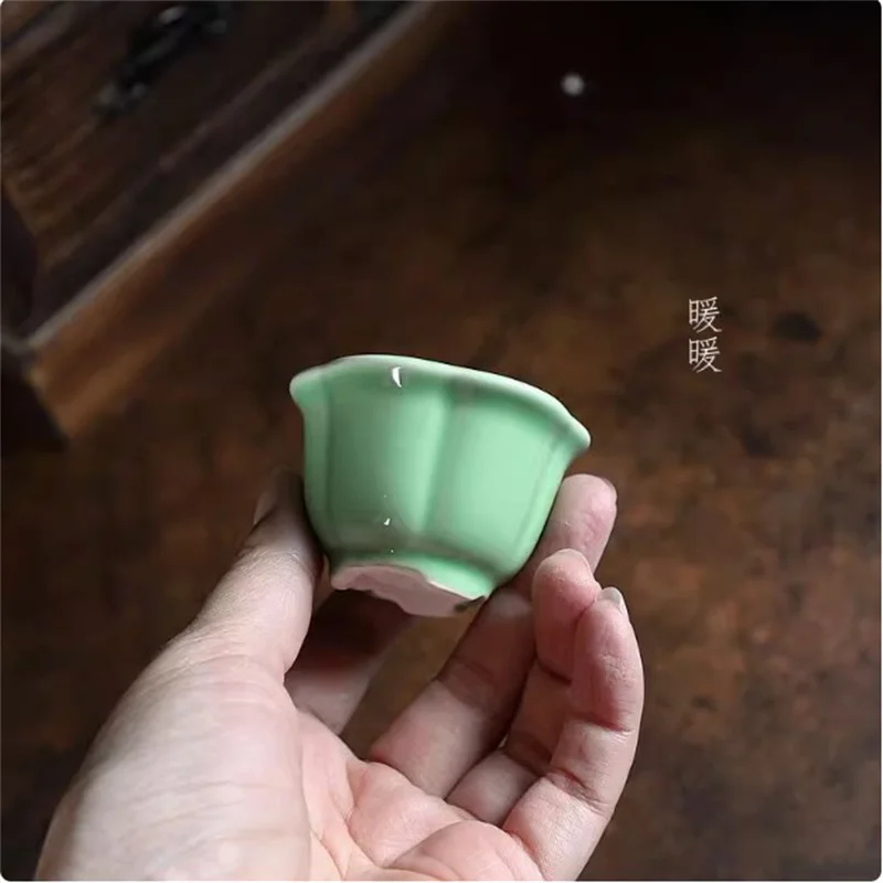 Colorful Glazed Ceramic Mini Bonsai Pot, Small Flower Pot,Petal Shape.Home Decoration