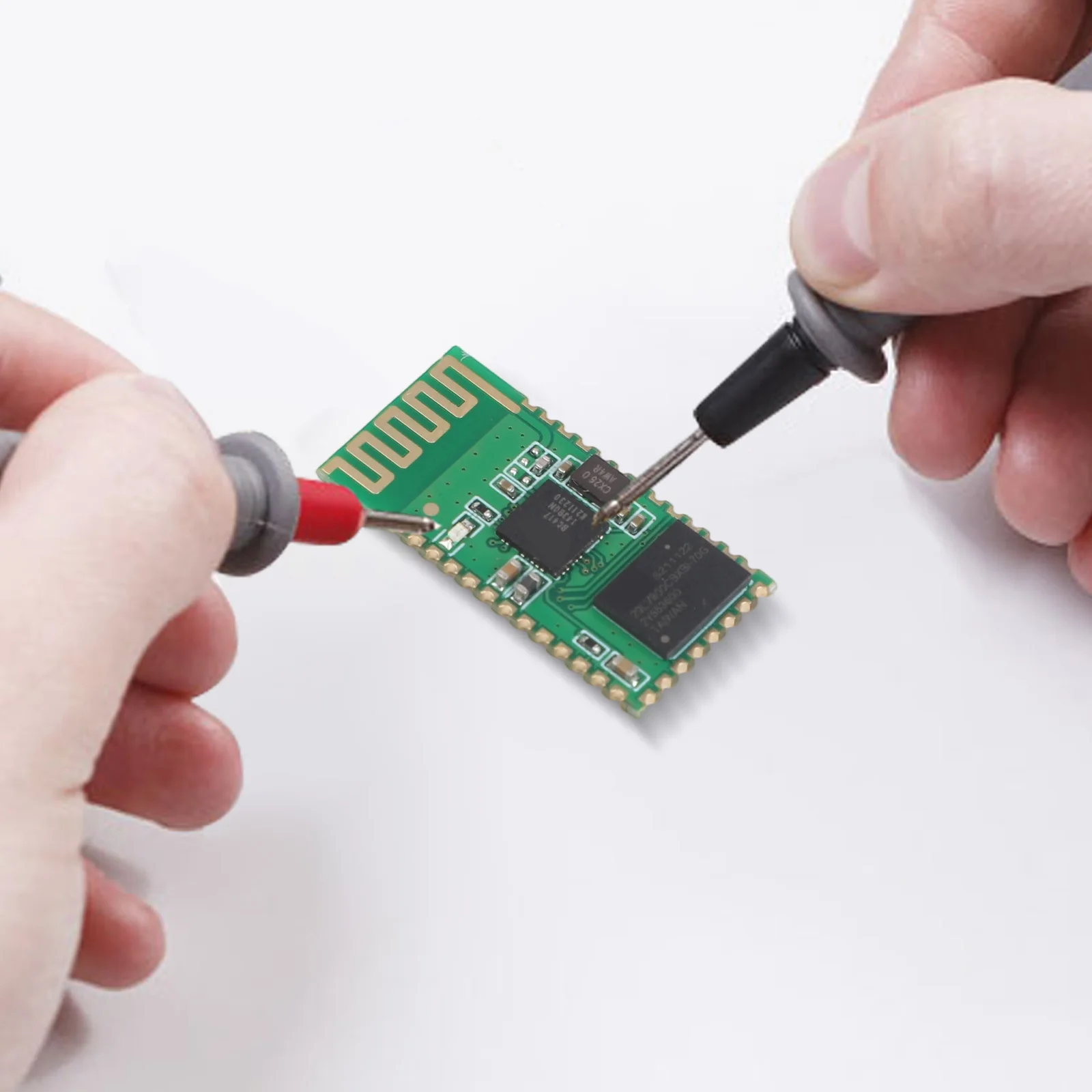 Reliable Master Slave Serial Port Module HC05 HC06 with AT Instruction Compatibility for Flexible Project Implementation