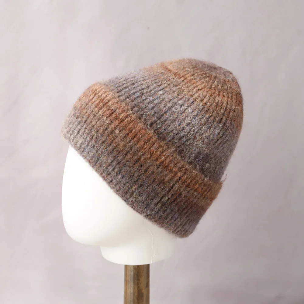 2025 Neue Y2K Trendige Wintermütze, Wollmützen für Damen, Modische Warme Beanie-Mützen, Damen-Regenbogen-Farbverlauf-Kopfbedeckung – Detail 9