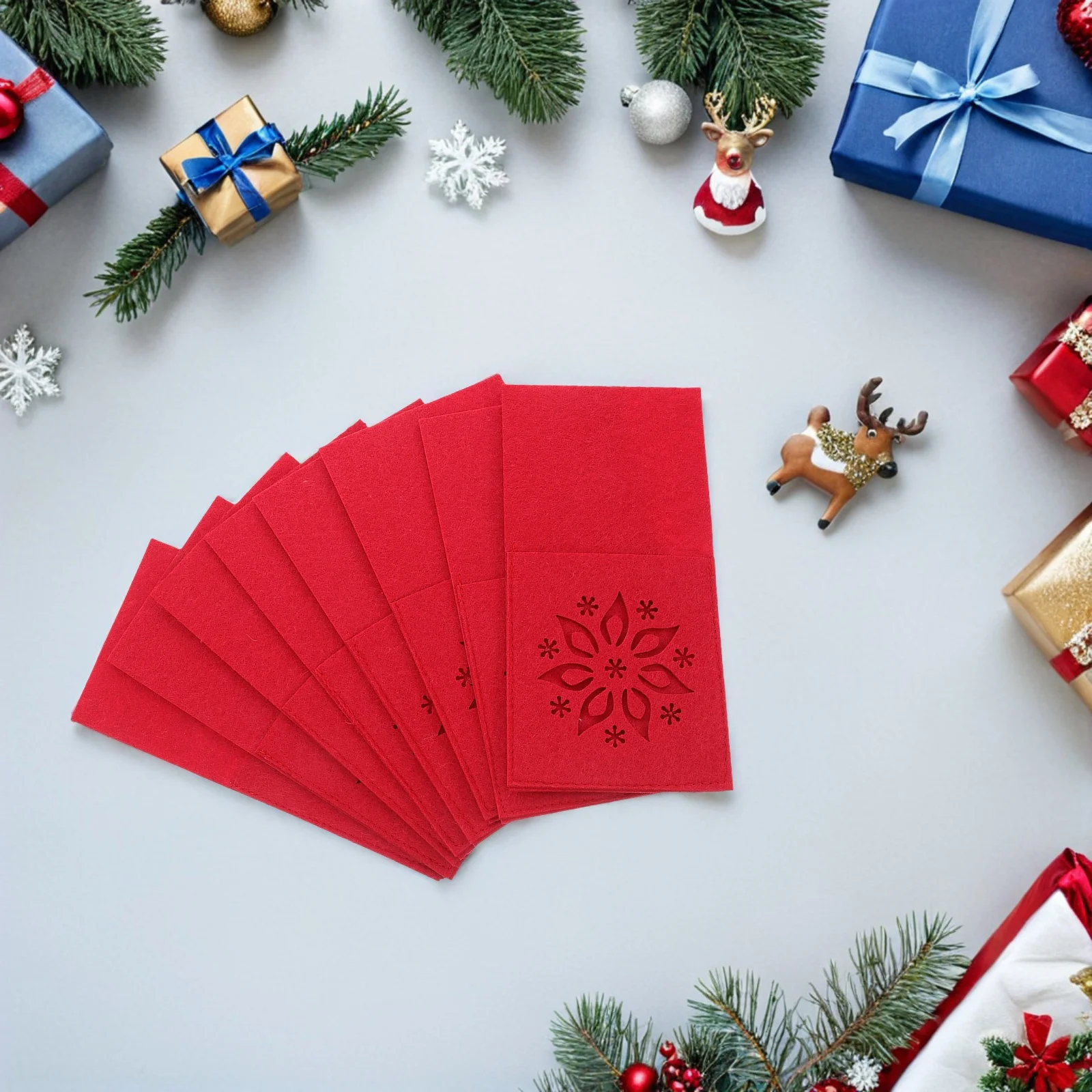 

8Pcs Christmas Flatware Organizer Rustic Cutlery Holder Silverware Bags Snowflake Pattern Tableware Pouches Holiday Party Favors